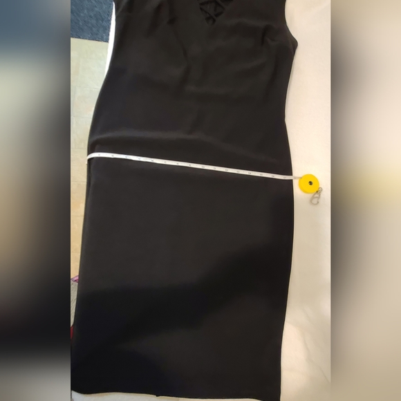 Suzy Shier Black Neck Bodycon Sheath Dress Size M - Picture 14 of 15